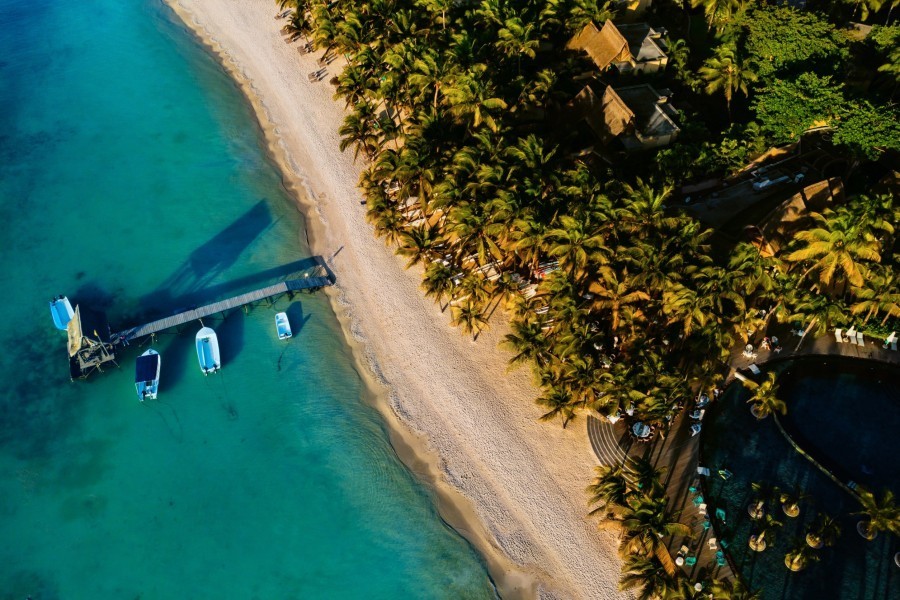 Plage du Bouchon : Calme et nature au sud de l’île